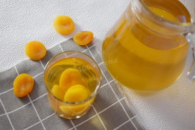 Dried apricot compote