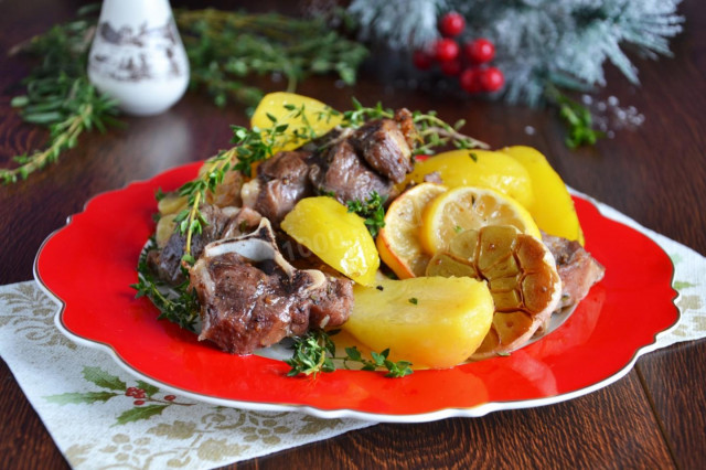 Lamb with potatoes in the oven