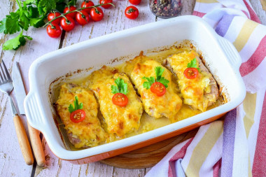 Pork with mayonnaise and cheese in the oven