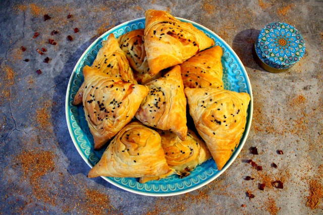 Tandoor samsa in the oven