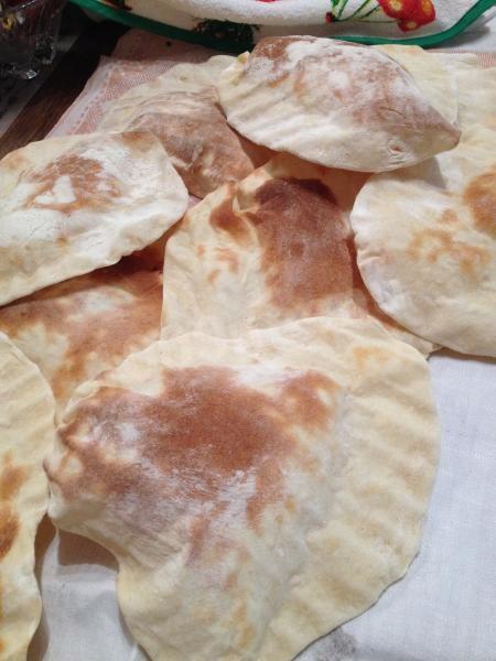 Arab pita bread, yeast-free in the oven