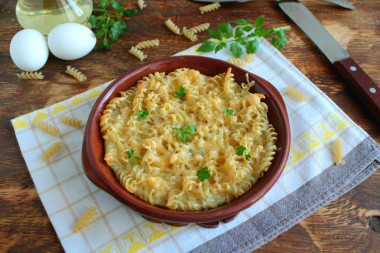 Noodles in the oven made of pasta with egg