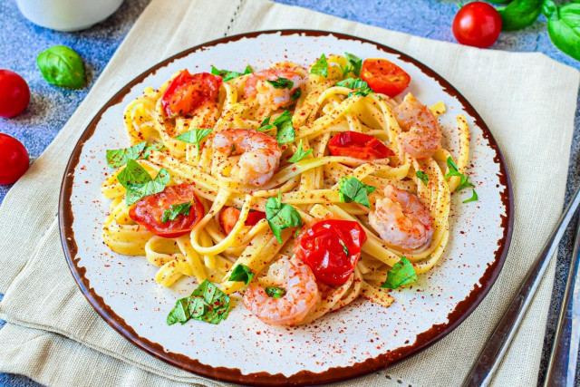 Linguini pasta with shrimp