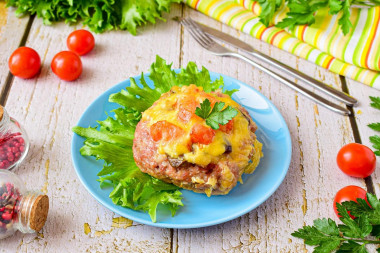 Minced meat steak in the oven