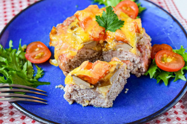 Minced meat steak in the oven