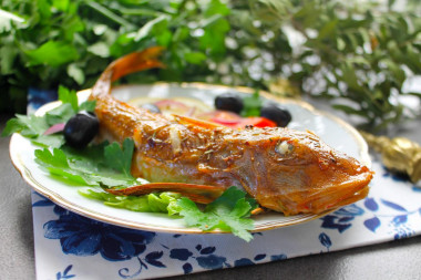 Rooster fish baked in the oven