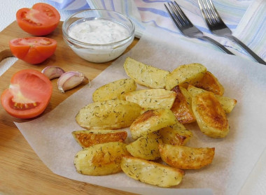 Potatoes in soy sauce baked in the oven