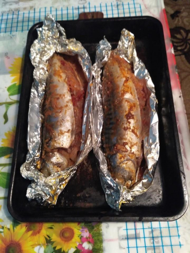 Mackerel in the oven with vegetables