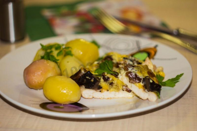 New Year's chops with cheese and mushrooms in the oven chicken