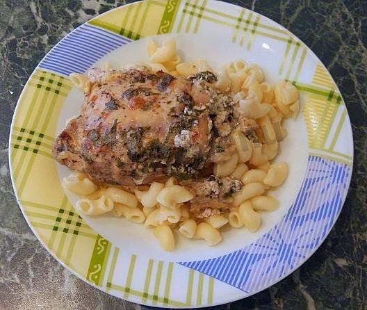 Chicken thighs in sour cream marinade in the oven