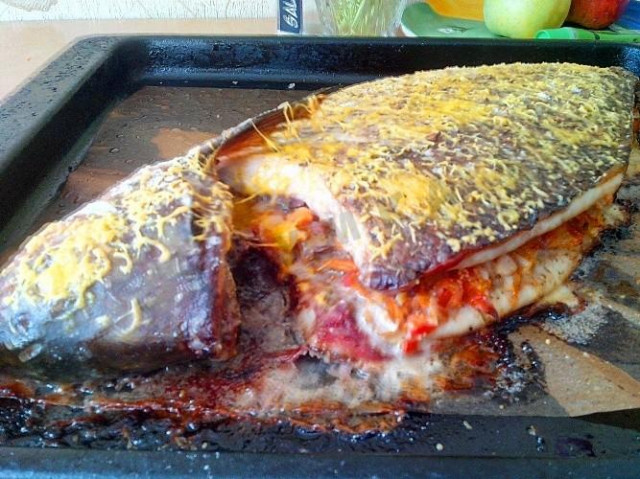 Stuffed bream in the oven