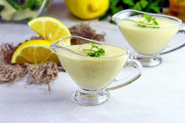 Lean mayonnaise at home with a blender without eggs