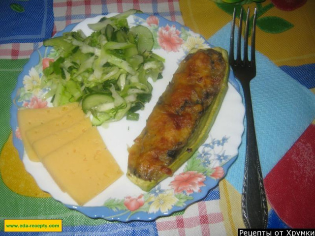 Zucchini in the oven with minced meat and mushrooms