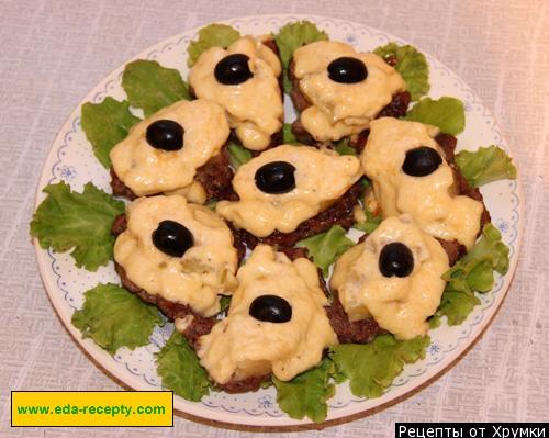 Veal in the oven with pineapples