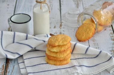 Cookies with coconut chips