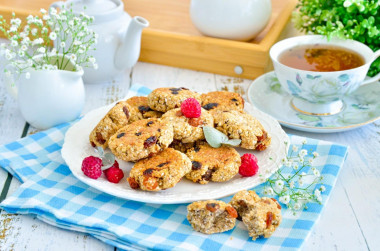 Oatmeal cookies made from banana and oatmeal