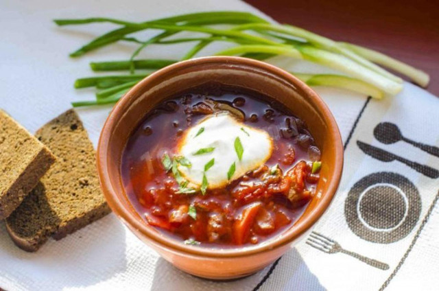 Vegetarian borscht without meat with beans and mushrooms