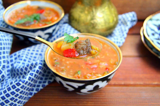 Uzbek masha soup