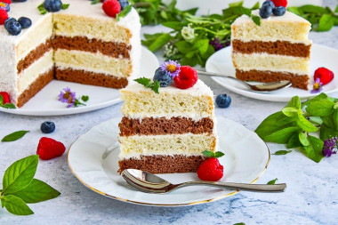 Classic sour cream cake