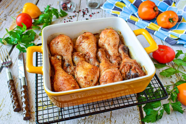 Chicken legs in soy sauce with garlic, honey and mustard