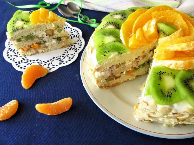 Sponge cake with fruit