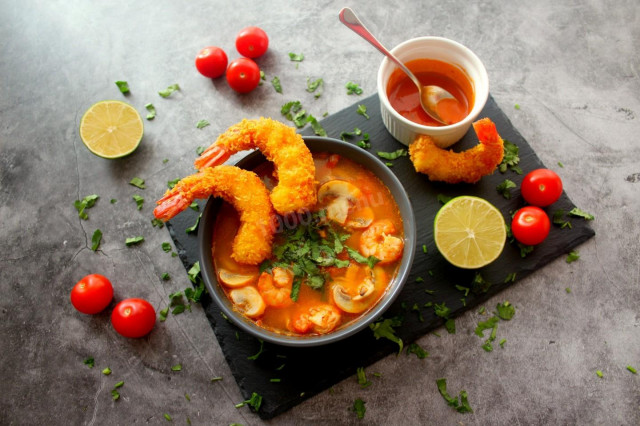 Tom yam kung soup with Thai shrimp