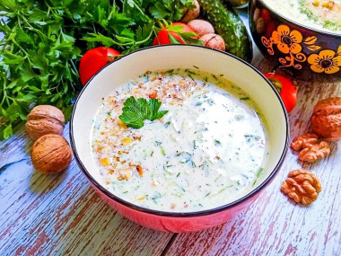 Tarator Bulgarian cold soup