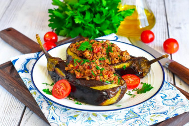 Turkish eggplant with minced meat