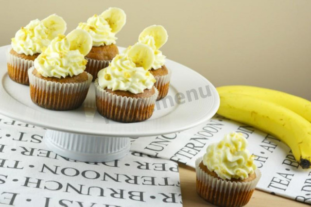 Banana cupcakes
