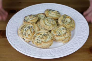 Shortbread cookies with poppy seeds