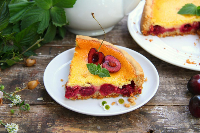 Cherry pie and sour cream filling