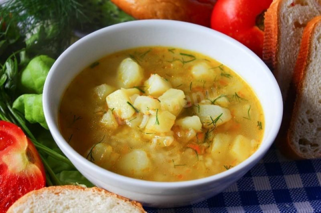 Chicken soup with rice and potatoes