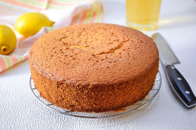 Lemon sponge cake