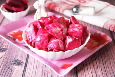 Pickled cabbage with instant beets