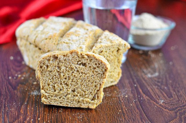 Bread from amaranth flour