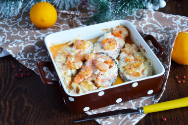 Baked salmon with shrimp