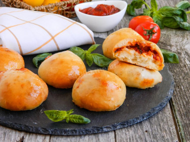 Pizza in a bun - Bocconcini di pizza