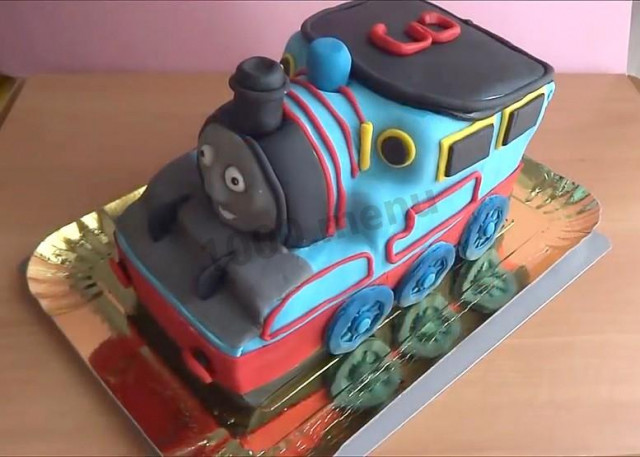 Thomas Steam Train cake