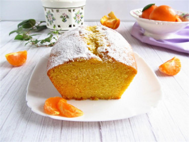 Tangerine cupcake with citrus peel