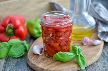 Dried bell peppers for winter