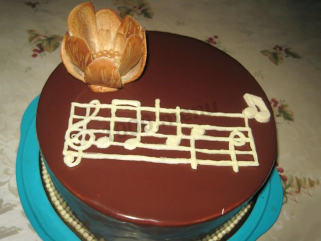 Mozart shortbread cake with chocolate mousse