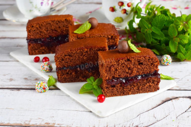 Honey chocolate cakes with lemon and berry jam