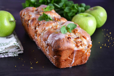 Prefabricated cake of buns with apples and nuts