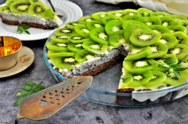 Black sesame pie with coconut panacota and kiwi