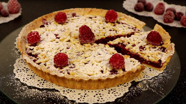 Pie with frozen berries on almond flour