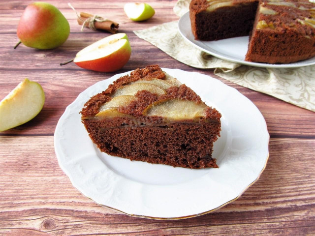 Chocolate charlotte with pears