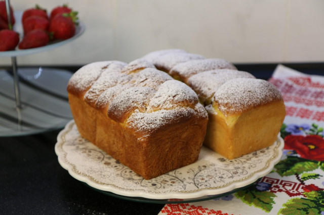Sweet Brioche Bread or Pastry basket