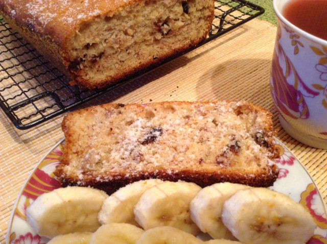 Bread on bananas