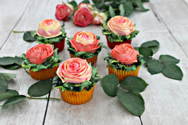 Cupcakes cupcakes Roses with cream