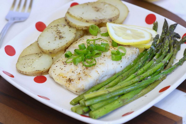 Pollock with potatoes in foil